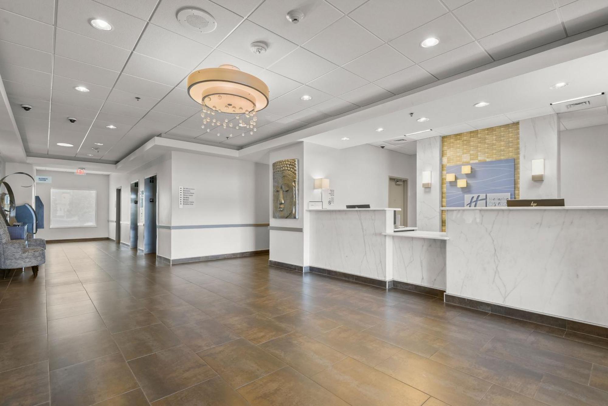 Holiday Inn Express & Suites Gonzales By Ihg Exterior photo